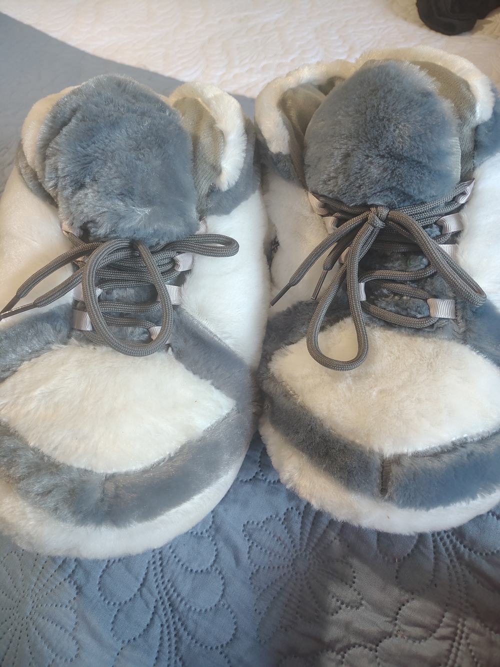 Cozy Faux Fur Winter Boots Slippers - Gray & Cream  Size 36-44